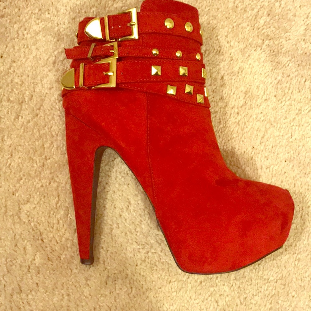 Gold Studded Red Ankle Boots SHI by journey. Size9
